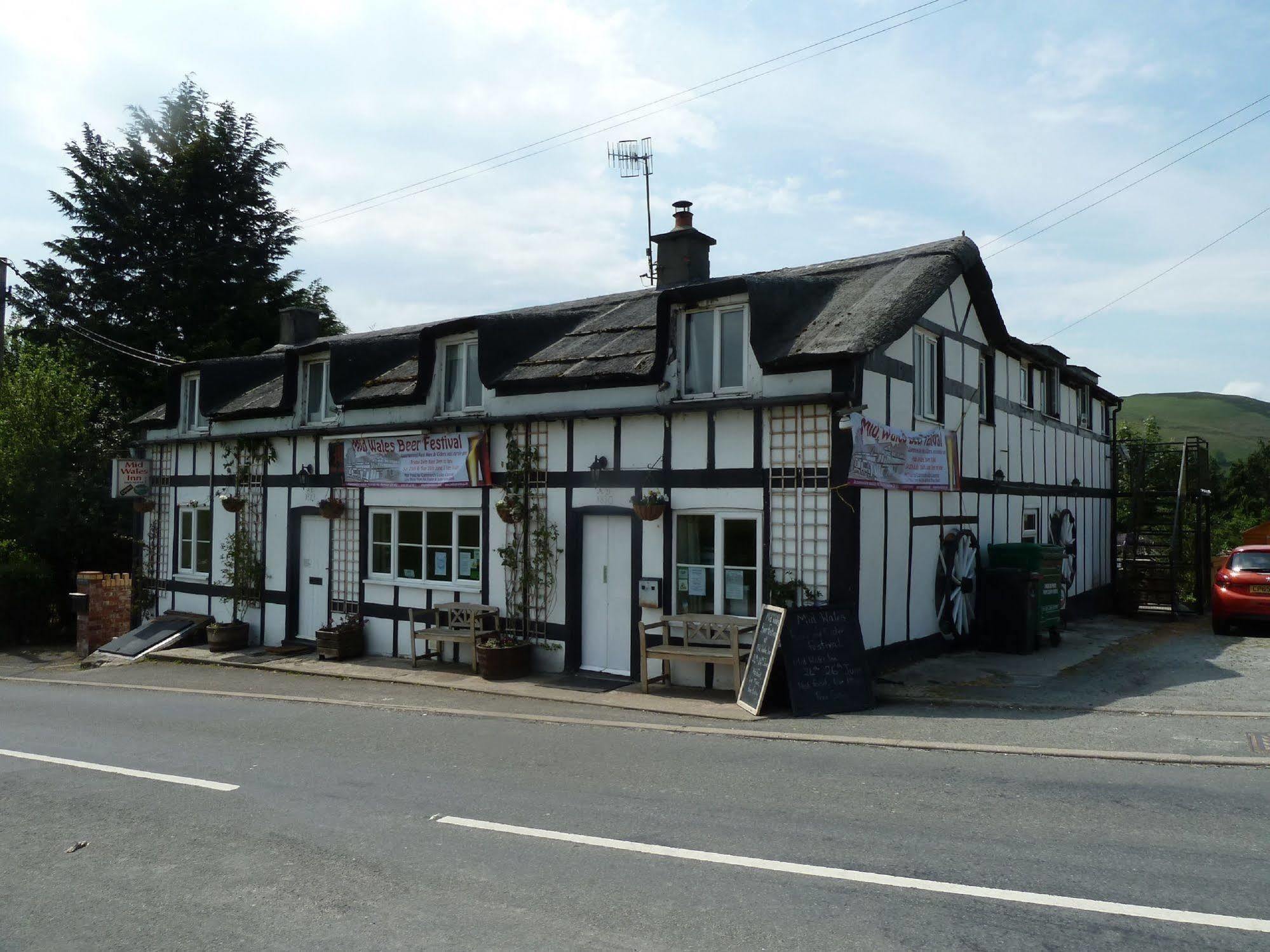 Mid Wales Inn Pant-y-Dwr Luaran gambar